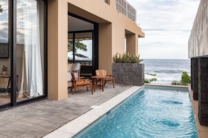 Exclusive Apartment, Ocean View | Private pool