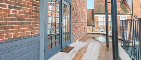 تفاصيل الفندق من الخارج