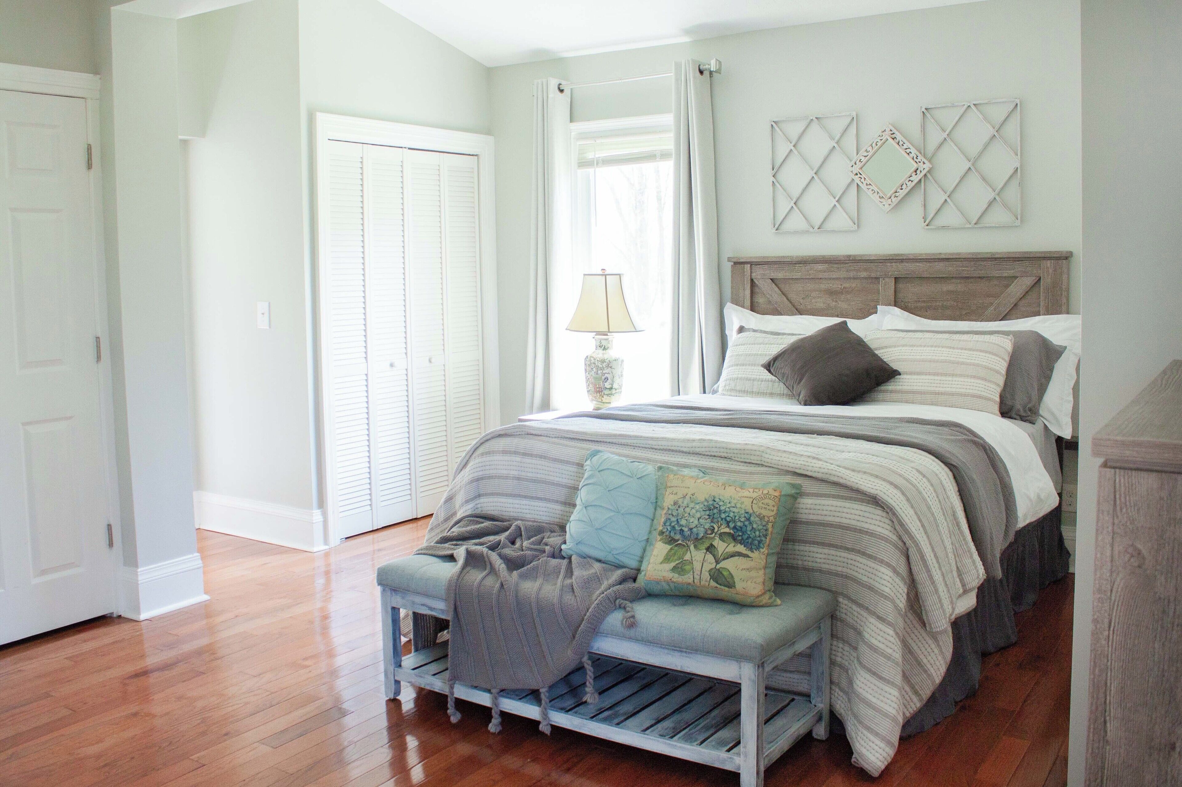 3 chambres, fer et planche à repasser, Wi-Fi, draps fournis