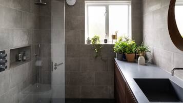 Towels, soap, toilet paper