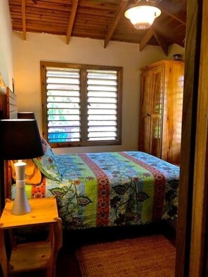 2 makuuhuonetta, ilmainen Wi-Fi, vuodevaatteet