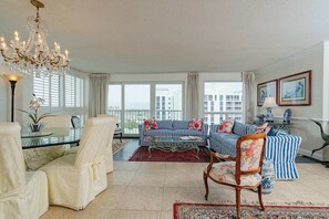 TV, DVD player, offices - Winter Rates | Corner Condo | Relax (Destin)