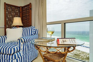 TV, DVD player, offices - Winter Rates | Corner Condo | Relax (Destin)