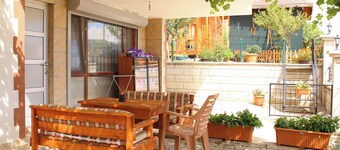 Şahan Apart