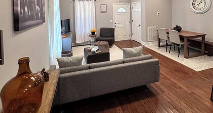 Charming 2bedroom Apt walking distance to Downtown Rahway & Train Station to NYC
