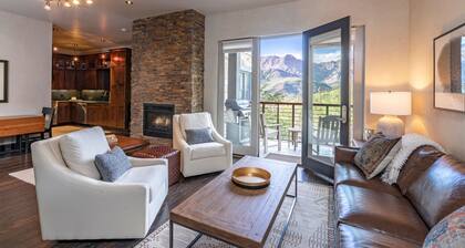 Best Ever Vista at Cassidy Ridge - Views and ski-in access!, Perfect ski-in location!