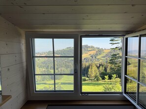 Superior Quadruple Room, Hill View | Down duvets, desk, laptop workspace, blackout curtains - Hirschen Wald - Gasthaus & Bäckerei (Wald)