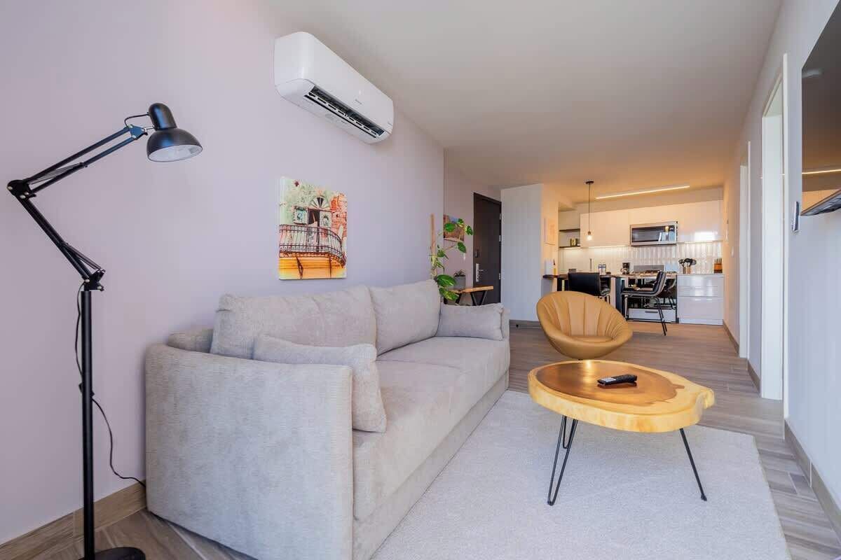 TV, offices