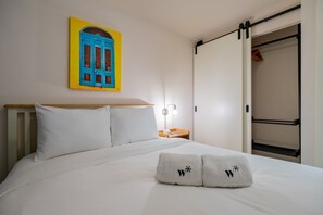 1 bedroom, iron/ironing board, free WiFi, bed sheets - Jr. Apartment Upper Level in Casco View (Panama City)