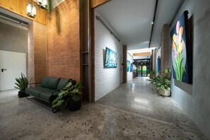 Interior - Apartment Upper Level in Casco View (Panama City)