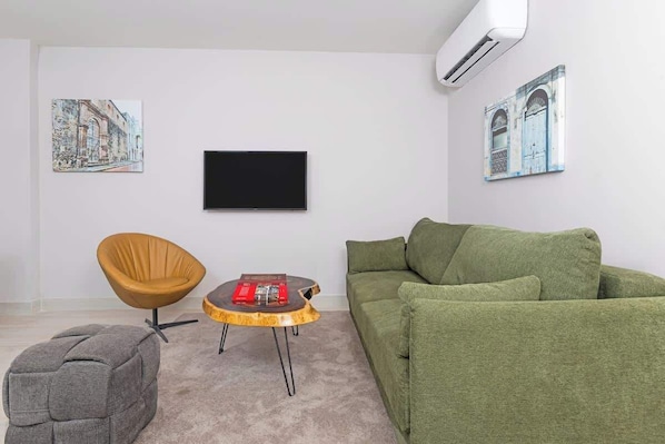 Smart TV, offices