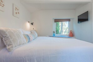 Bedroom #2 Cal King with En-Suite