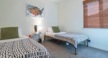 Family Retreat - Pet Friendly | Beach | Legoland