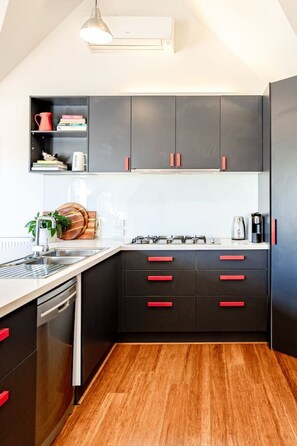 Jääkaappi, astianpesukone