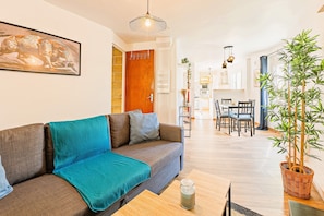 Smart TV - ★ T2 Cathedral & Torre Ventosa ★ Centre ★ Clim ★ Wifi ★ Parking on request (Béziers)