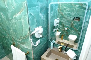 In-room safe, desk, soundproofing, free WiFi - Lifestyle Naples B&B (Naples)