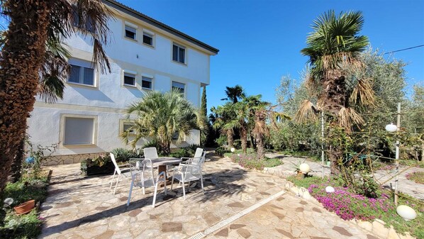 Restauration extérieure