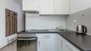 咖啡機/沖茶器、洗碗機、廚房用具/餐具/器皿