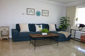 スマートテレビ、書斎 / ワークスペース、PC モニター