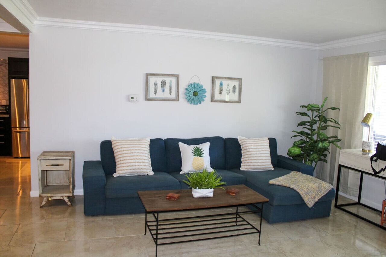 Smart TV, offices, computer monitors