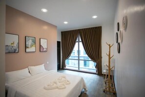 Een strijkplank/strijkijzer