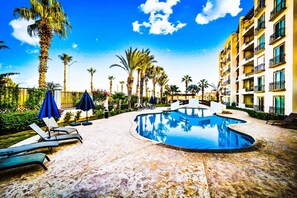 Udendørs pool, opvarmet pool