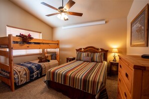5 bedrooms, iron/ironing board, travel crib, free WiFi