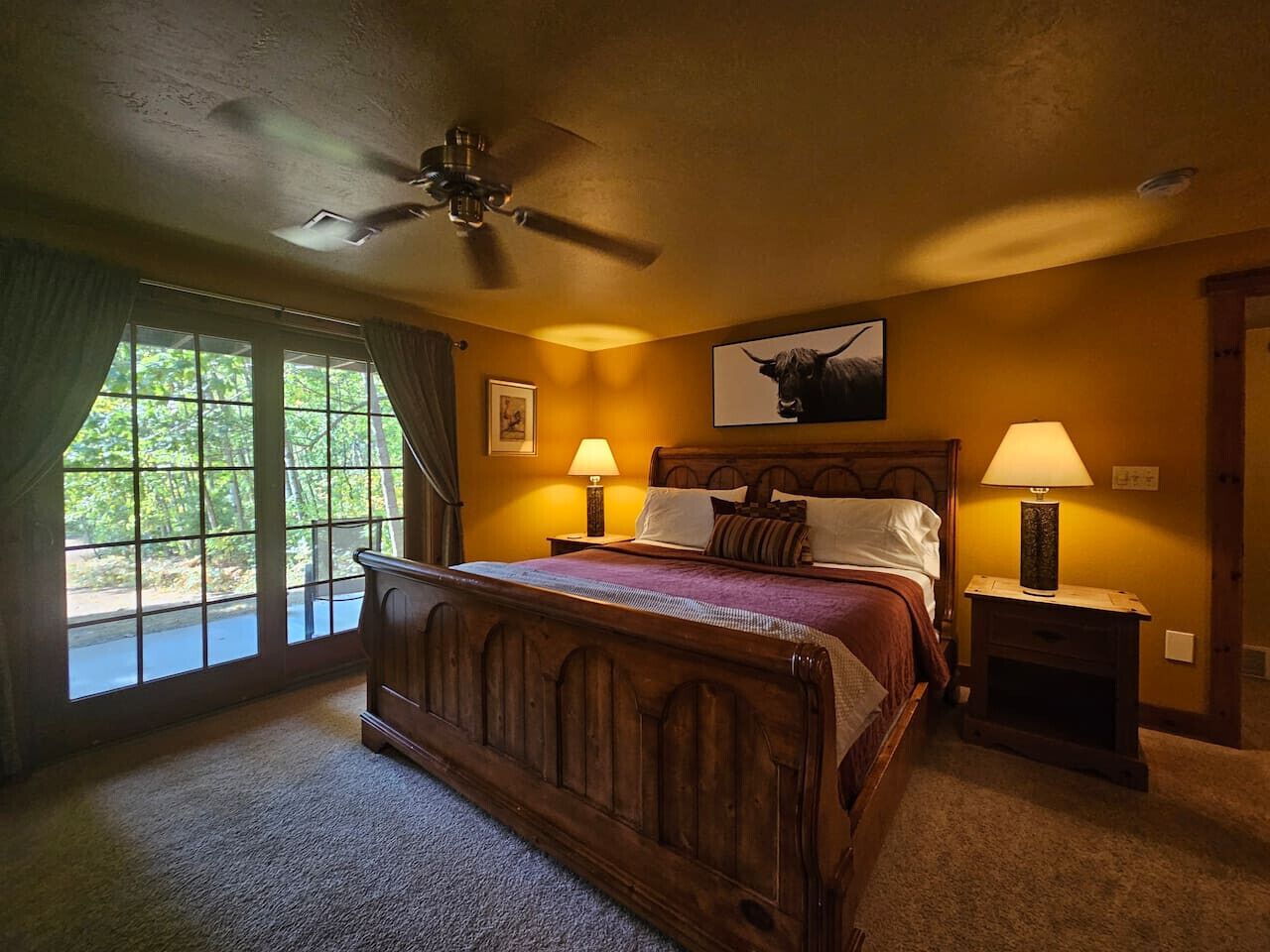 1 bedroom, desk, iron/ironing board, WiFi