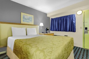 Room, 1 Queen Bed, Non Smoking - Brookville Inn By OYO Near Dayton International Airport (Brookville)