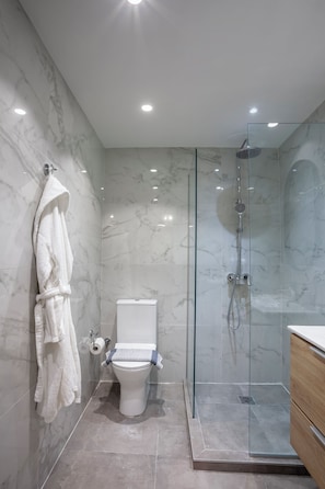Bathroom - Simone You Urban Stay (Thessaloniki)