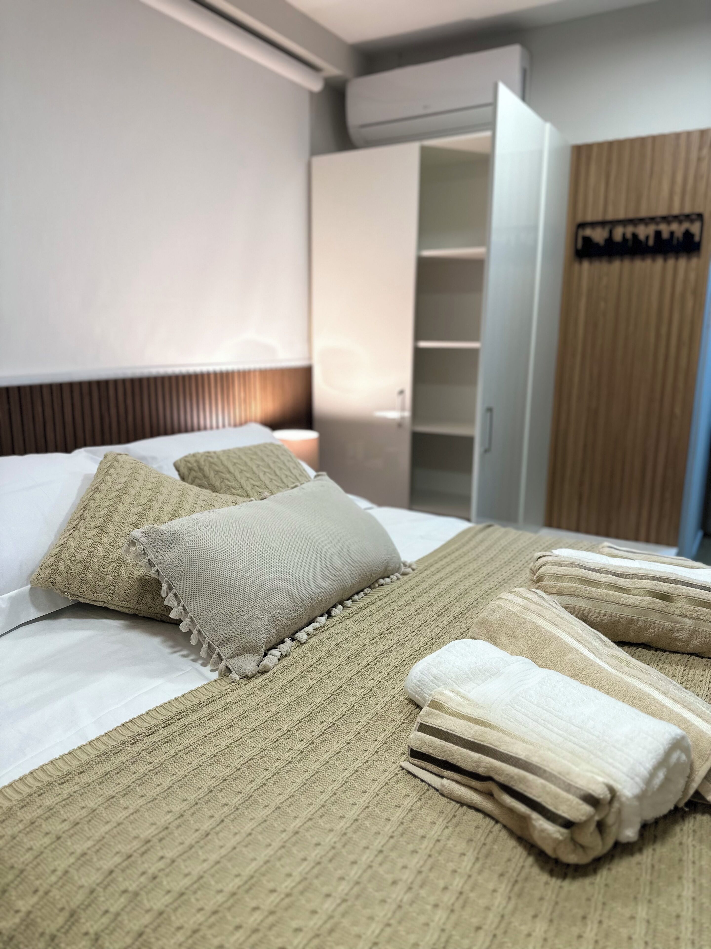 1 sovrum, skrivbord, strykjärn/strykbräda och wi-fi