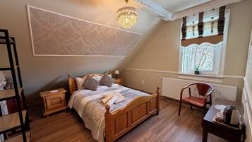 Comfort-Doppelzimmer, Bergblick | Allergikerbettwaren, Tempur-Pedic-Betten, individuell dekoriert