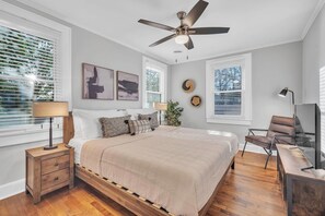 2 bedrooms, iron/ironing board, WiFi, bed sheets - 2Br/2Ba w/ Patio and Workspace walk to Cherrydale (Greenville)