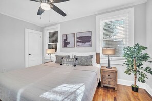 2 Schlafzimmer, Bügeleisen/Bügelbrett, WLAN, Bettwäsche