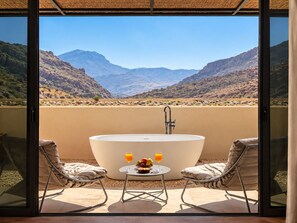 Room - WADINA RESORT   (Wadi Bani Khalid)