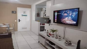 家庭公寓, 外廊, 泳池景观 | 起居区