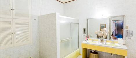 Shower, towels, soap, shampoo