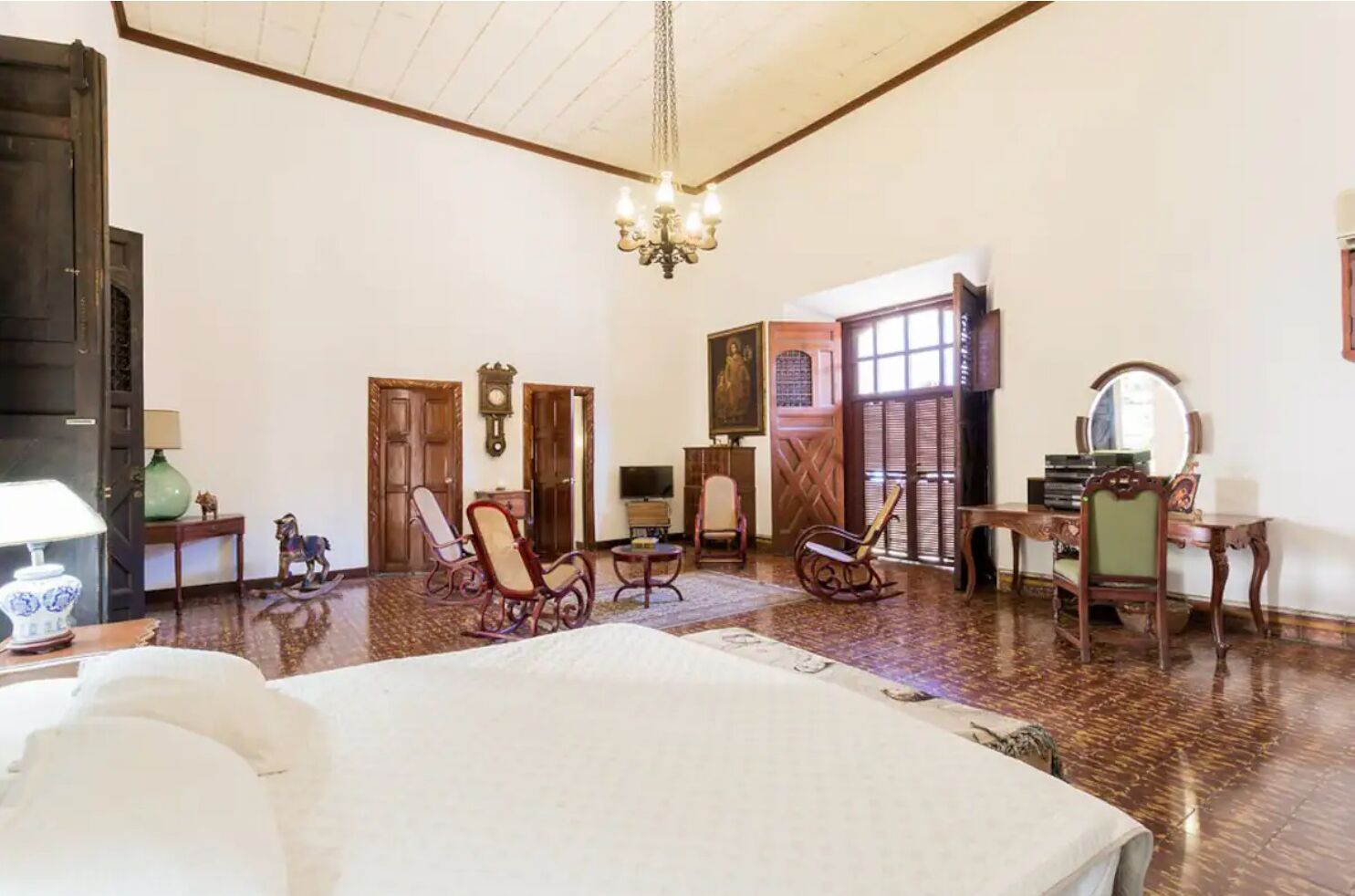 3 間睡房、熨斗/熨衫板、Wi-Fi、床單