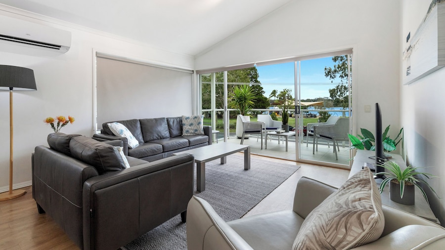 Lazy Days by Stay Noosa