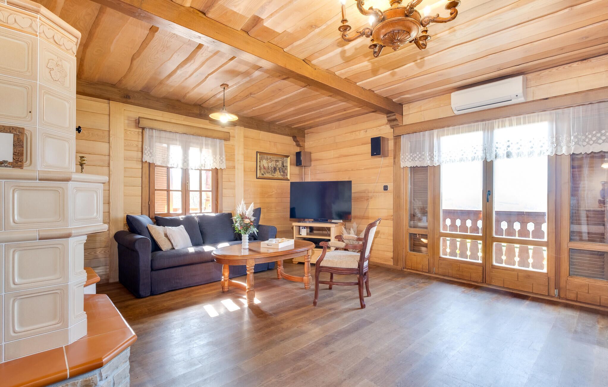 TV connectée, cheminée