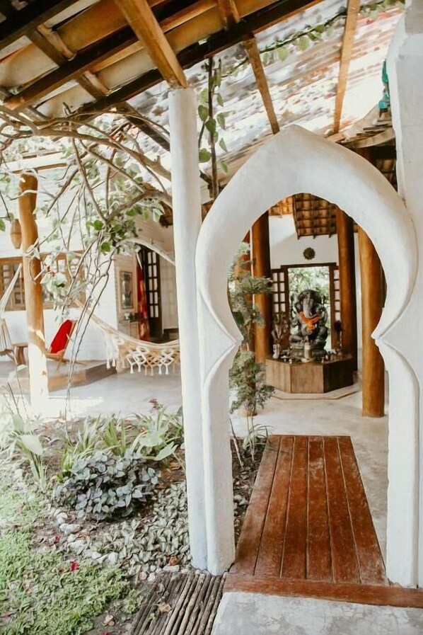 Exterior detail - Casa Nostra Trancoso (Porto Seguro)