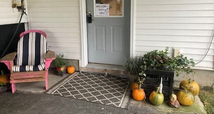 Lovely apartment with WiFi in charming Lyndonville.