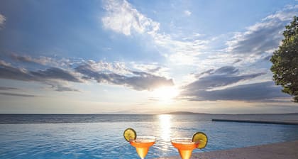 Dolphin Village Beach Front Ocoa Bay