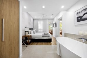 Opulence Suite | Premium bedding, laptop workspace, iron/ironing board, free WiFi