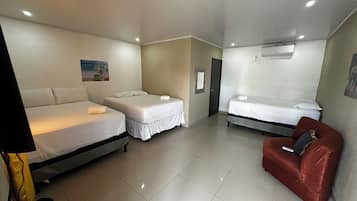 Deluxe Double Room, Pool View