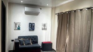 Unclassified image, 4 of 31, button - Madrid Resort (Villa de San Antonio)