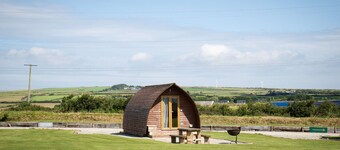 Ensuite Glamping Cabin With A View