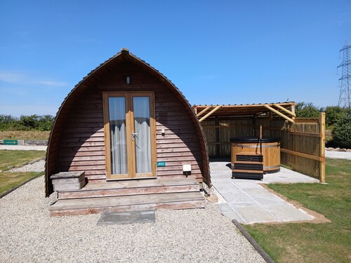 Ensuite Glamping Cabin With A View