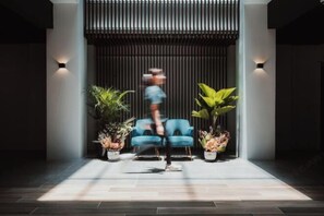 Lobby lounge - Matata Hotel Kota Kinabalu (Kota Kinabalu)