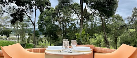 Cabin | Outdoor dining